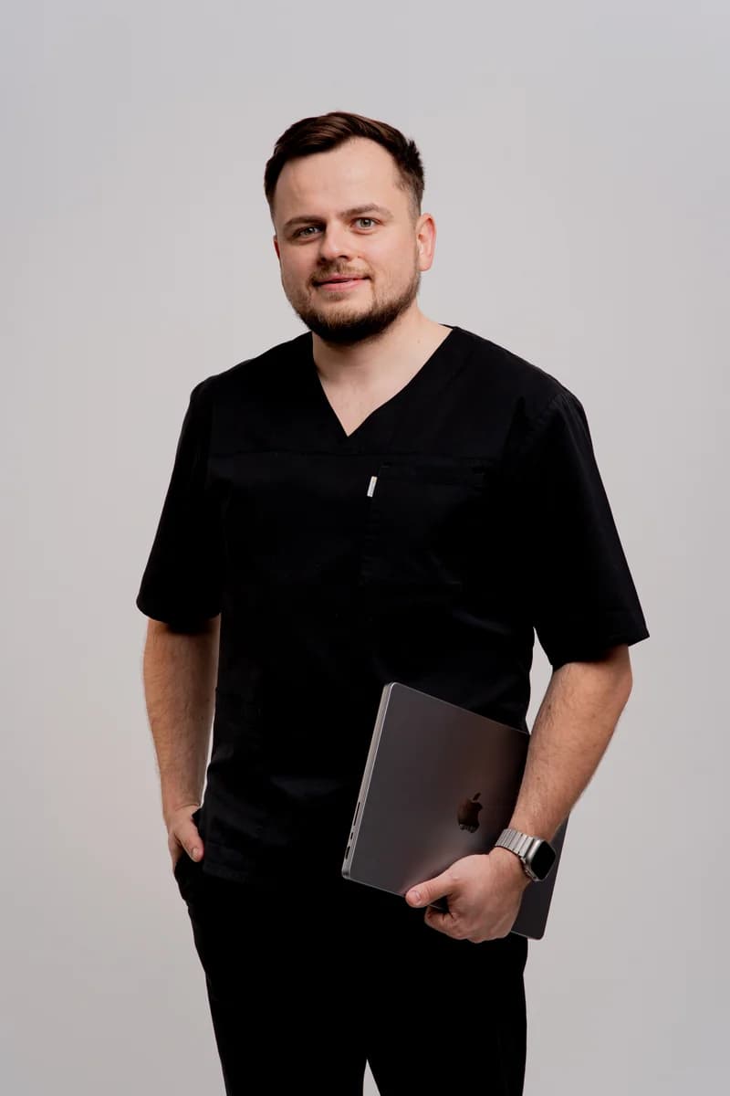 Lek. dent. Wojciech Kresta, kontakt mailowy i konsultacje